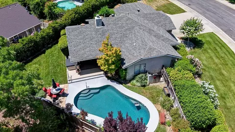 View/Area - 2788 Summerbreeze Pl, Redding, CA 96001 photo 1 of 2