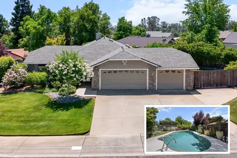 2788 Summerbreeze Pl, Redding, CA 96001