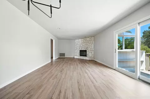 Living - 2440 Howard Dr, Redding, CA 96002 photo 4 of 6