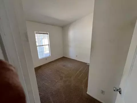 Bedroom - 10293 Candy Cane Ln, Redding, CA 96003 photo 3 of 5