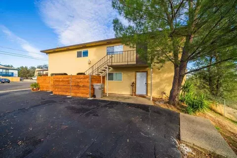 4435 Dogwood Ln, Redding, CA 96003 photo 3