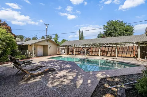 Exterior - 7057 Riata Dr, Redding, CA 96002 photo 19 of 42