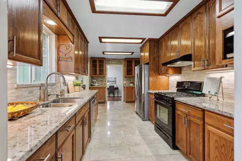 Kitchen - 7057 Riata Dr, Redding, CA 96002 photo 1 of 3