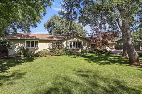 Exterior - 7057 Riata Dr, Redding, CA 96002 photo 38 of 42