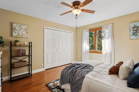 Bedroom - 7057 Riata Dr, Redding, CA 96002 photo 2 of 12