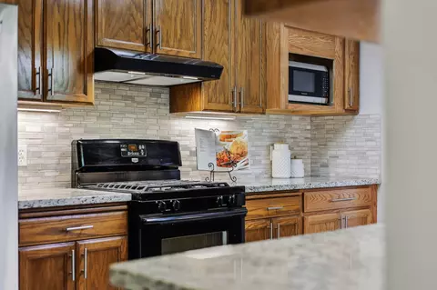 Kitchen - 7057 Riata Dr, Redding, CA 96002 photo 3 of 3