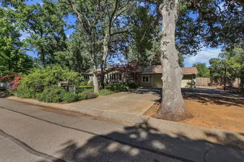 Exterior - 7057 Riata Dr, Redding, CA 96002 photo 40 of 42