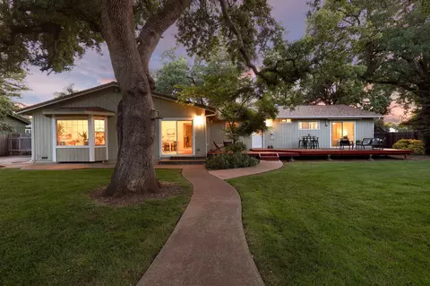 Exterior - 7057 Riata Dr, Redding, CA 96002 photo 29 of 42