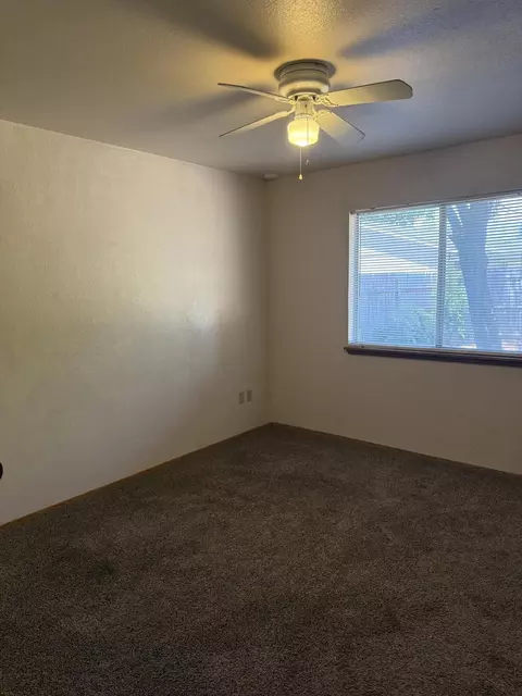 Bedroom - 4056 Cirrus St, Redding, CA 96002 photo 3 of 3