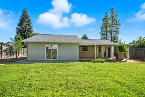 391 Woodhill Dr, Redding, CA 96003 photo 32