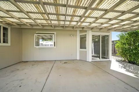 391 Woodhill Dr, Redding, CA 96003 photo 28