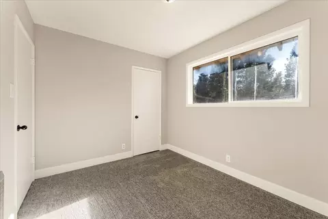 Bedroom - 509 Deetz Rd, Mount Shasta, CA 96067 photo 6 of 6