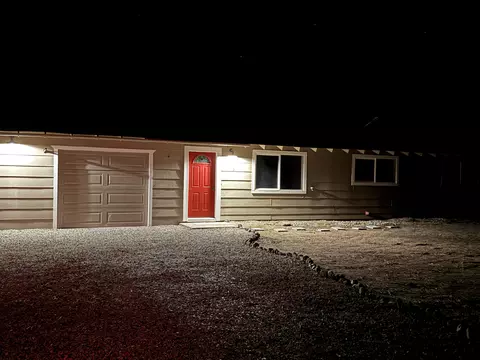 Exterior - 509 Deetz Rd, Mount Shasta, CA 96067 photo 4 of 7