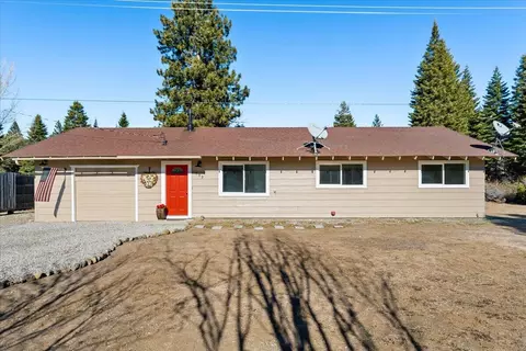 Exterior - 509 Deetz Rd, Mount Shasta, CA 96067 photo 2 of 7