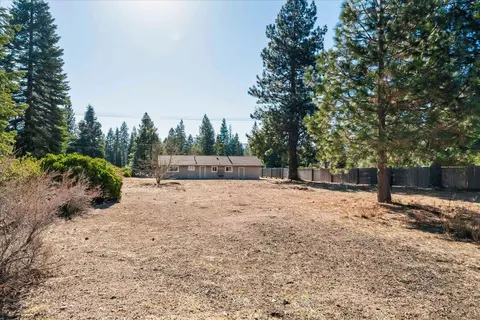 Exterior - 509 Deetz Rd, Mount Shasta, CA 96067 photo 7 of 7