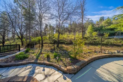 15943 Highland Cir, Redding, CA 96001 photo 17
