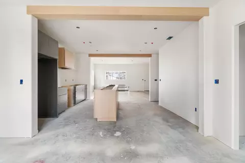 Entry Way - 1319 Ridge Dr, Redding, CA 96001 photo 1 of 1