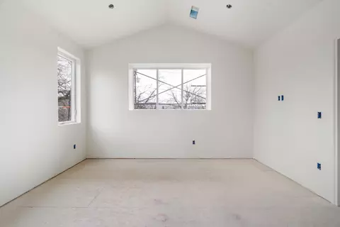 Bedroom - 1319 Ridge Dr, Redding, CA 96001 photo 5 of 9
