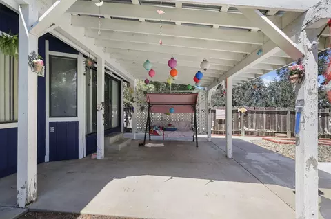 Exterior - 2760 Oriole Dr, Red Bluff, CA 96080 photo 2 of 8