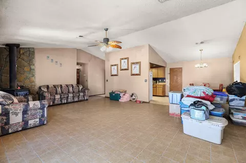 Living - 2760 Oriole Dr, Red Bluff, CA 96080 photo 3 of 3