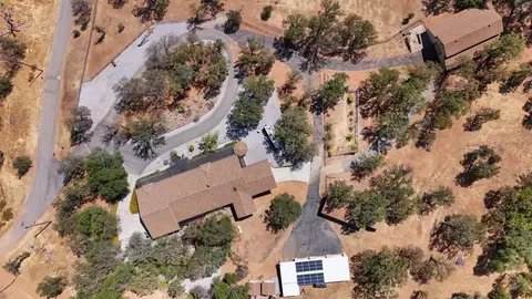 View/Area - 23038 Elk Trl, Redding, CA 96003 photo 1 of 1