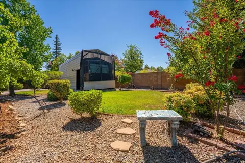 Exterior - 4664 Alta Camino Dr, Redding, CA 96002 photo 26 of 33