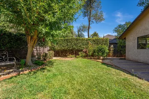 Exterior - 4664 Alta Camino Dr, Redding, CA 96002 photo 21 of 33