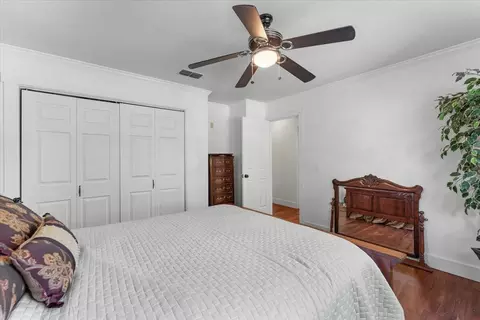 Bedroom - 4664 Alta Camino Dr, Redding, CA 96002 photo 5 of 6