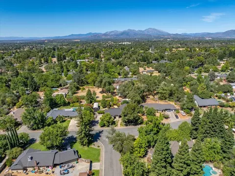 View/Area - 4664 Alta Camino Dr, Redding, CA 96002 photo 1 of 7