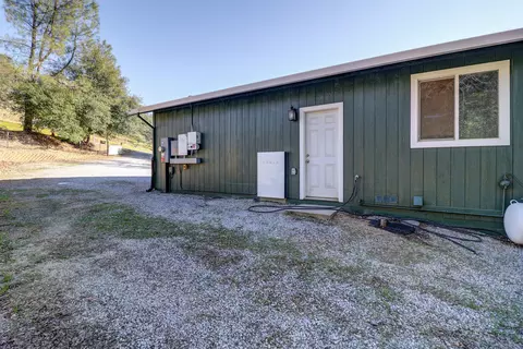21692 W Elk Trl, Redding, CA 96003 photo 7