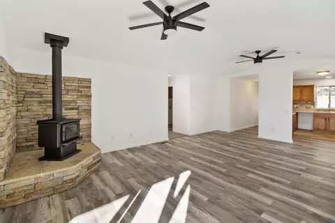 21692 W Elk Trl, Redding, CA 96003 photo 17