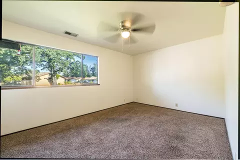Bedroom - 1413 Casa Vereda Way, Redding, CA 96003 photo 3 of 3