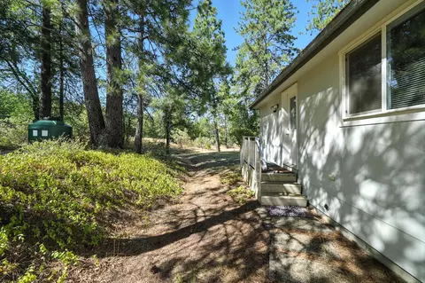 29764 E Highway 299 East E, Round Mountain, CA 96084 photo 27