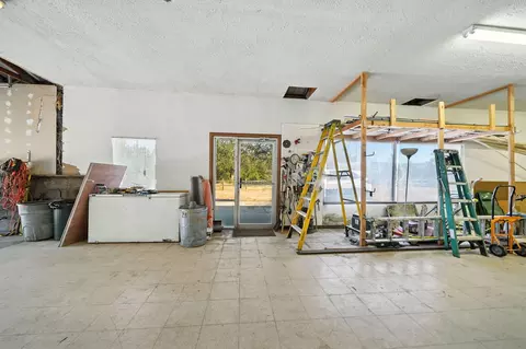 29764 E Highway 299 East E, Round Mountain, CA 96084 photo 33