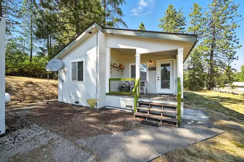 29764 E Highway 299 East E, Round Mountain, CA 96084 photo 4