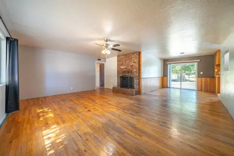 Living - 18938 River Ranch Rd, Anderson, CA 96007 photo 1 of 4