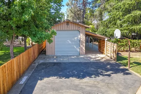 Exterior - 6412 Oxbow St, Redding, CA 96001 photo 15 of 24