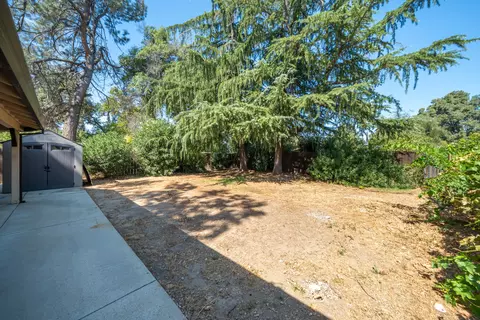 Exterior - 6412 Oxbow St, Redding, CA 96001 photo 21 of 24