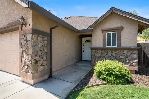 Undisclosed, Redding, CA 96003 photo 2