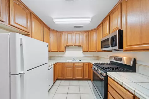 Undisclosed, Redding, CA 96003 photo 9