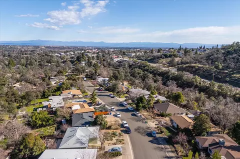 View/Area - 3315 Sunset Dr, Redding, CA 96001 photo 4 of 4