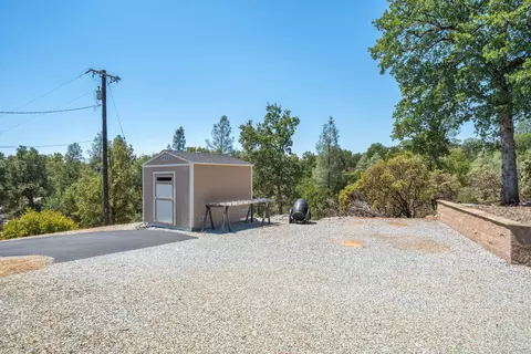Exterior - 7954 Placer Rd, Redding, CA 96001 photo 35 of 55
