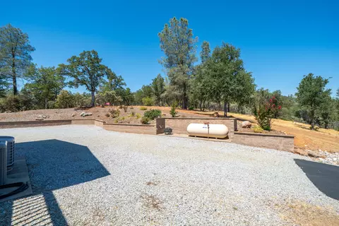 Exterior - 7954 Placer Rd, Redding, CA 96001 photo 33 of 55