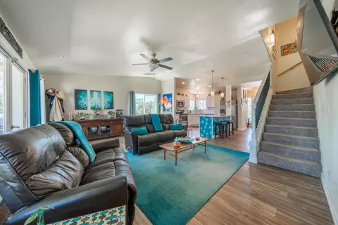 Living - 7954 Placer Rd, Redding, CA 96001 photo 4 of 6