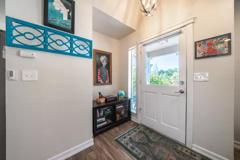 Entry Way - 7954 Placer Rd, Redding, CA 96001 photo 1 of 2