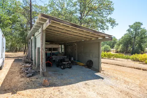 Exterior - 7954 Placer Rd, Redding, CA 96001 photo 40 of 55