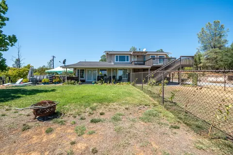 Exterior - 7954 Placer Rd, Redding, CA 96001 photo 23 of 55