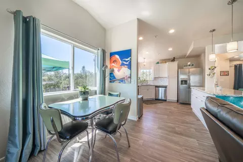 Dining - 7954 Placer Rd, Redding, CA 96001 photo 2 of 2