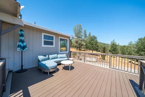 Exterior - 7954 Placer Rd, Redding, CA 96001 photo 9 of 55