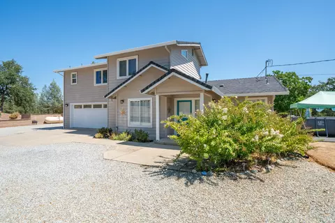 Exterior - 7954 Placer Rd, Redding, CA 96001 photo 2 of 55